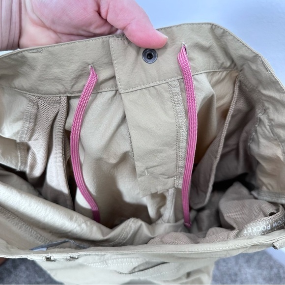 The North Face Women's Zip Off Shorts Tan Stone Hiking Outdoor Pants Size 8 - Picture 9 of 9